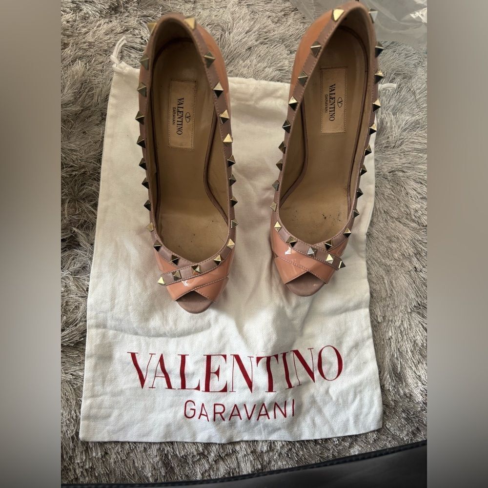 Valentino logo stud open toe shoes baby doll pump Rockstud Platform heels